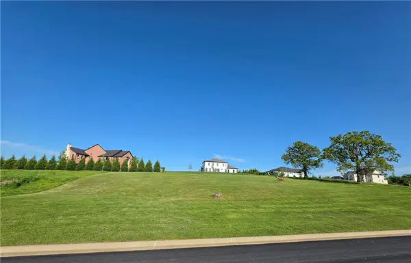 4811 S Southgate Estates Circle, Rogers, AR 72758