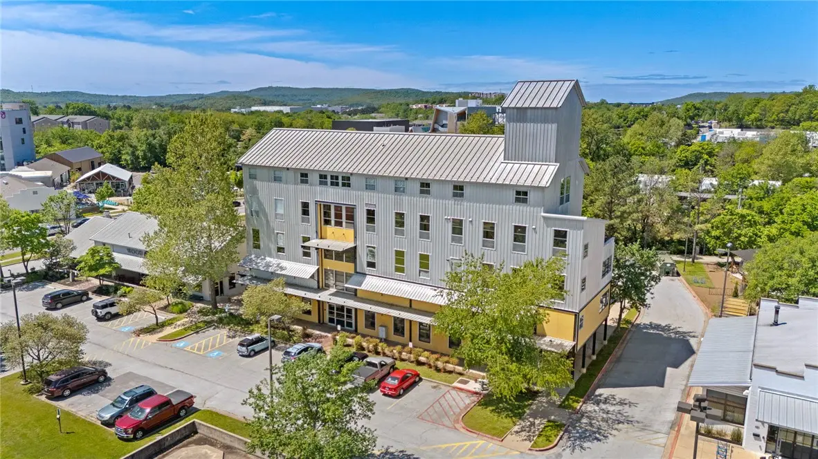 525 S School #430, Fayetteville, AR 72701 - #1