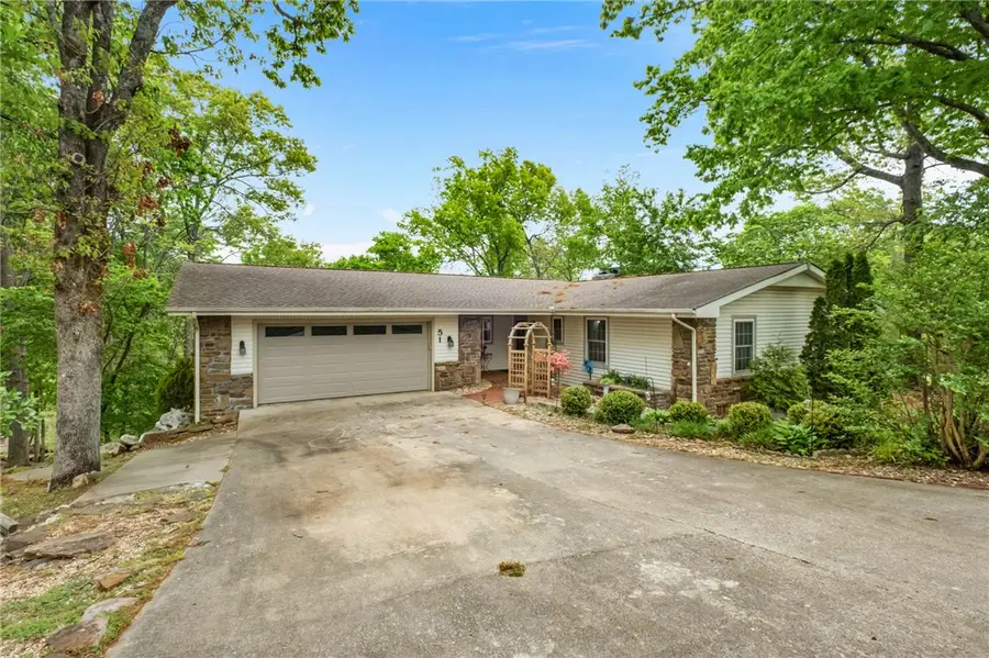 51 Mayfair Drive, Bella Vista, AR 72715 - #3