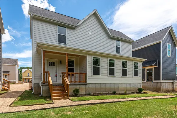 3179 W Tulsa Street, Fayetteville, AR 72704