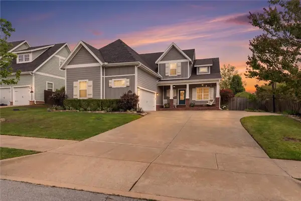 802 Hampstead Heath, Cave Springs, AR 72718