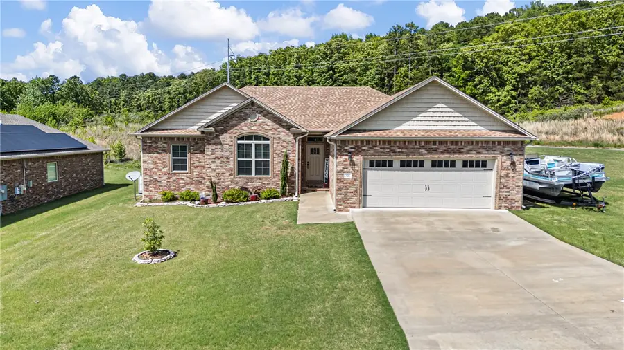 325 Crestwood Lane, Russellville, AR 72802 - #2