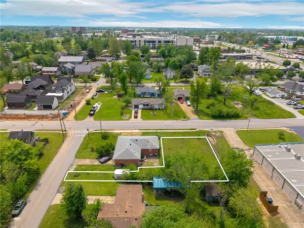 G Street, Bentonville, AR 72712