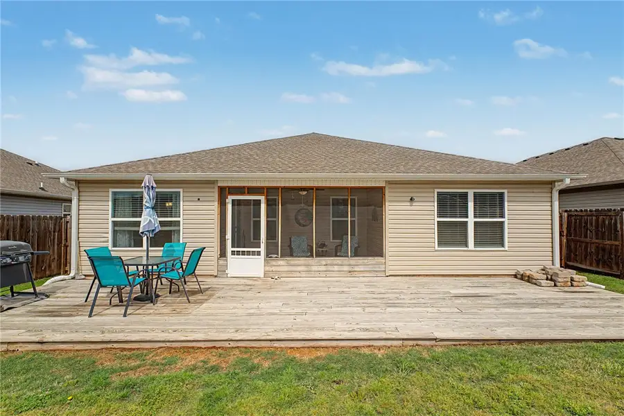 519 Woodcreek Loop, Lowell, AR 72745 - #3