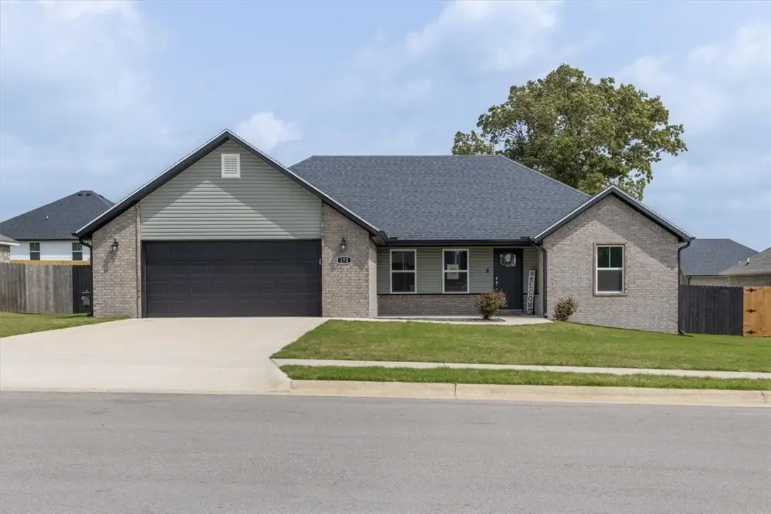 172 Brooke Street, Huntsville, AR 72740 - #1