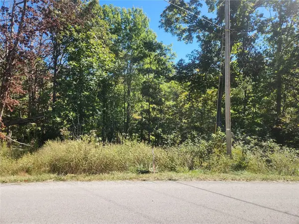 Ayr Drive, Bella Vista, AR 72715