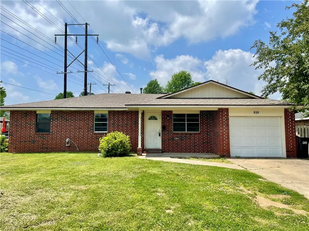 810 Gwen Street, Springdale, AR 72762 - #1