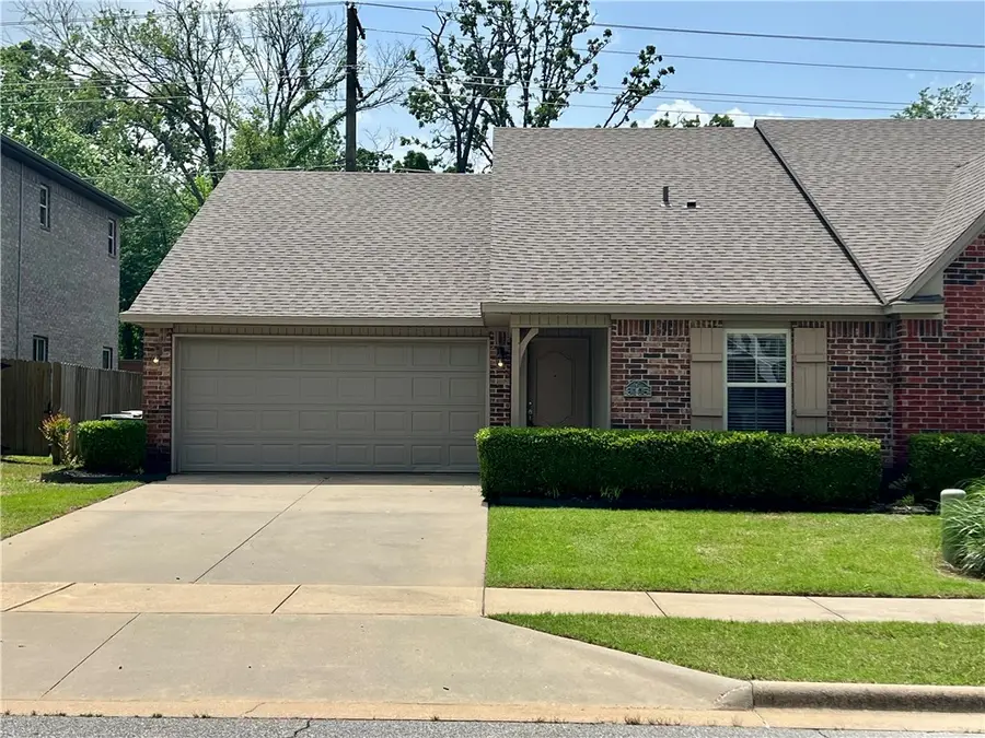 3105 SW Hillstone Avenue, Bentonville, AR 72713 - #3
