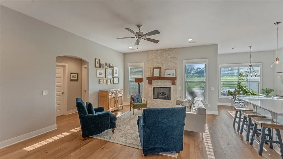 2733 N Grey Squirrel Drive, Fayetteville, AR 72704 - #2