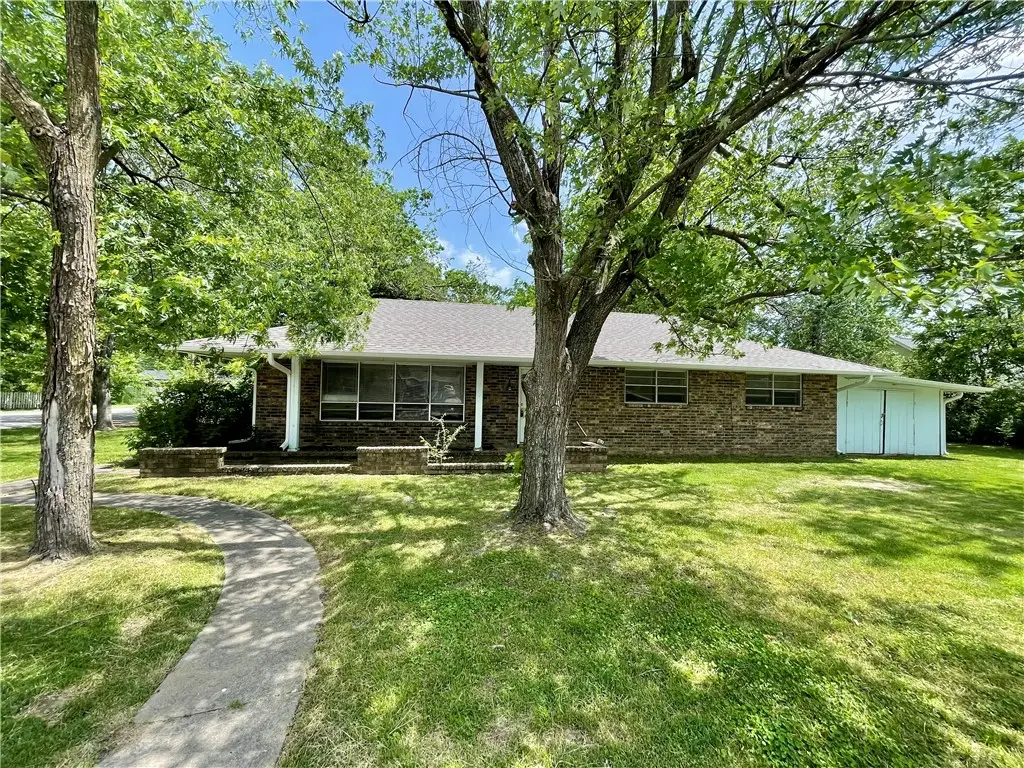 1607 Mcray Avenue, Springdale, AR 72762 - #1