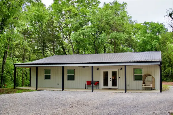 18511 Mccord Road, Elkins, AR 72727