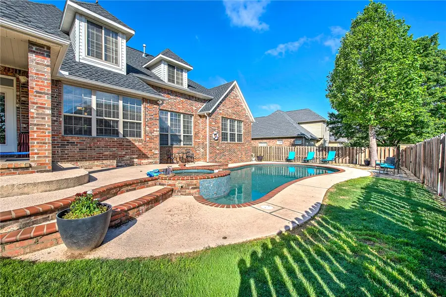 6605 S Willowridge Lane, Rogers, AR 72758 - #3