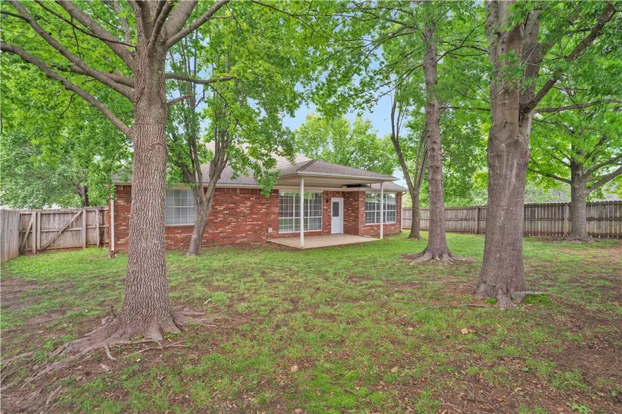 3021 Birch Place, Springdale, AR 72762 - #2