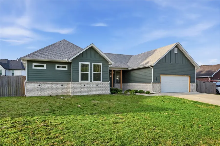 804 E Parks Street, Prairie Grove, AR 72753 - #3