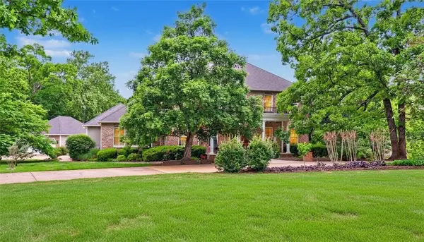 2563 N Toy Drive, Fayetteville, AR 72704