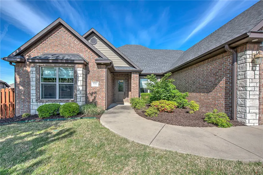 6302 46th Boulevard, Rogers, AR 72758 - #2