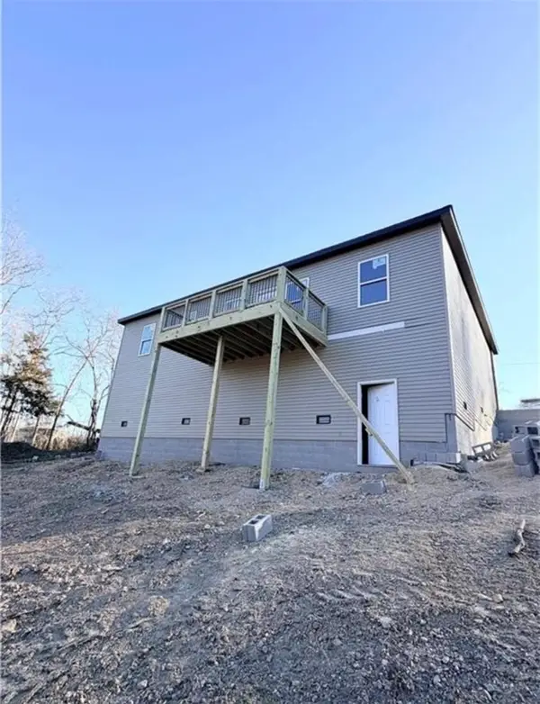 30 Rockhill Lane, Bella Vista, AR 72715