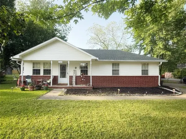 507 4th Street, Atkins, AR 72823