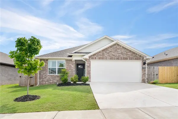 3785 Pinecrest Street, Springdale, AR 72764
