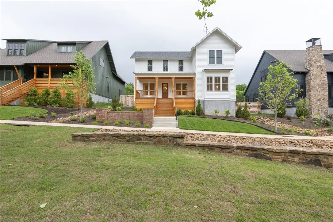 1738 W Markham Road, Fayetteville, AR 72701 - #1
