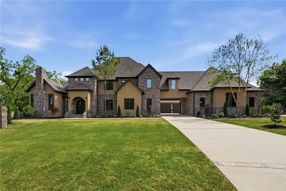 11305 Pembrook Circle, Bentonville, AR 72712 - #1