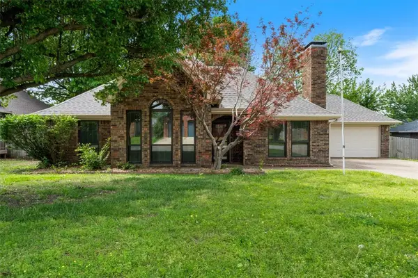 306 Misti Court, Siloam Springs, AR 72761