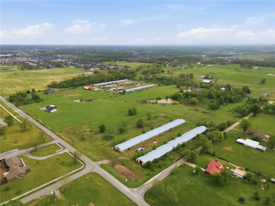 8778 Tycoon Road, Bentonville, AR 72713 - #2