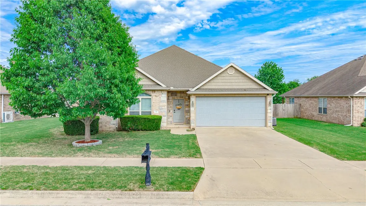 382 N Drewrys Bluff Drive, Fayetteville, AR 72704 - #1