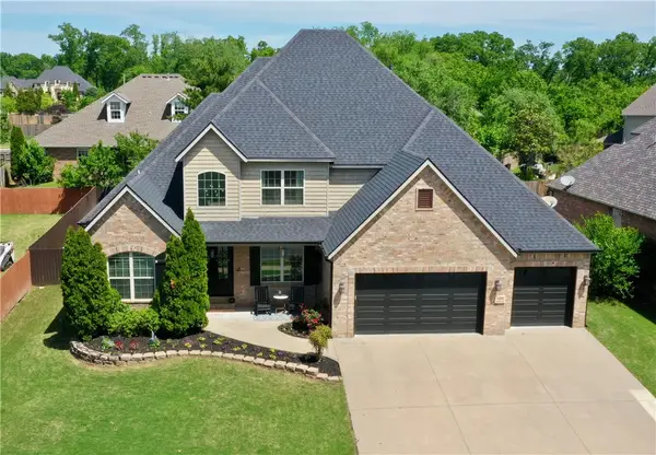 4203 NE Kenton Avenue, Bentonville, AR 72712