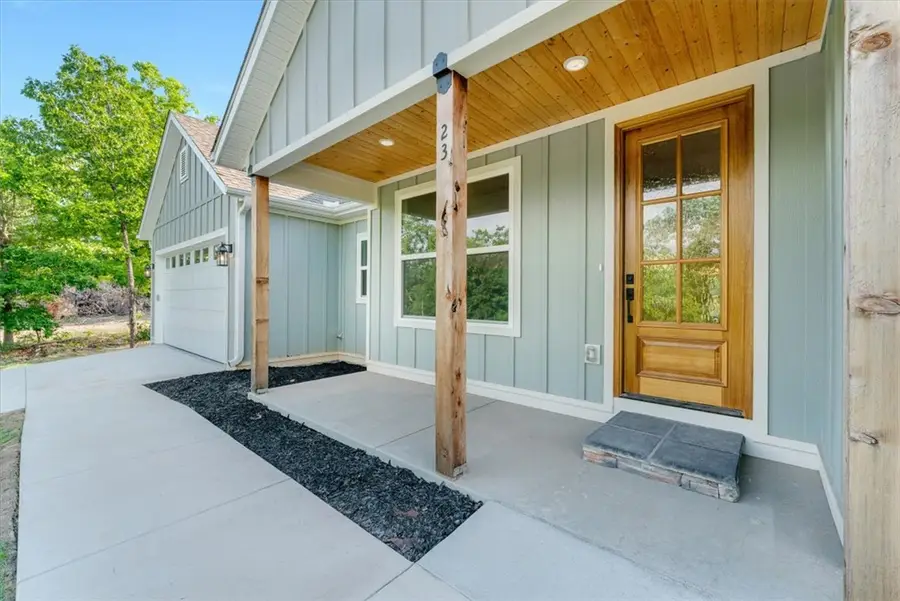 23 Caithness Drive, Bella Vista, AR 72715 - #2
