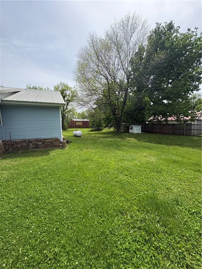 1110 W Holt, Lincoln, AR 72744 - #3