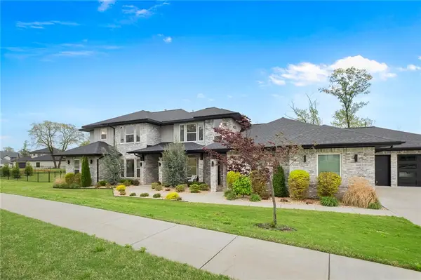 4315 S Scissortail Drive, Bentonville, AR 72713