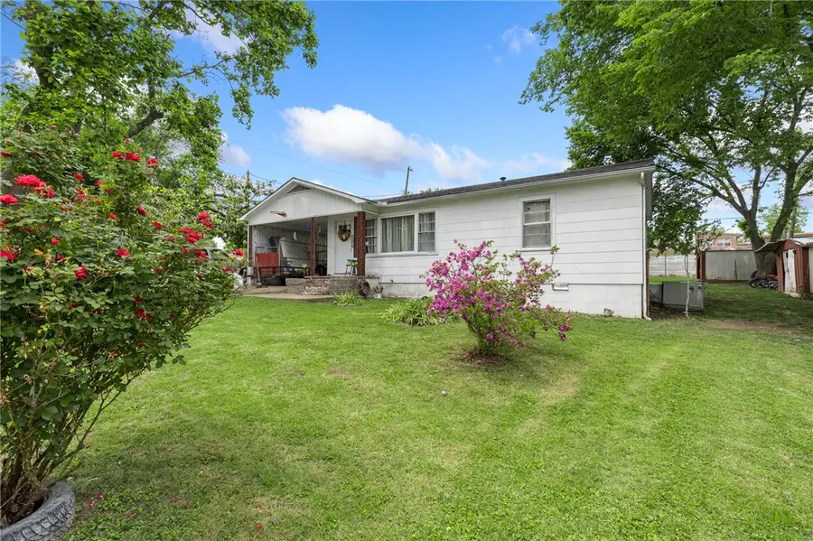 505 W Sherman Avenue, Harrison, AR 72601 - #2