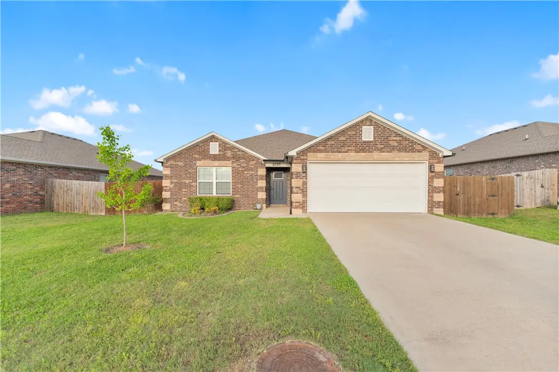 6705 SW Chalkstone Road, Bentonville, AR 72713 - #1