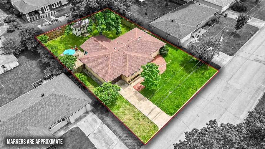 314 Crestview Drive, Bentonville, AR 72712 - #3
