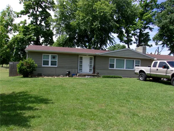 1929 N Center Street, Elkins, AR 72727