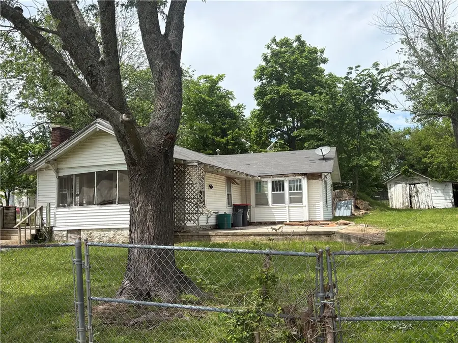 203 Bean Street, Lincoln, AR 72744 - #3