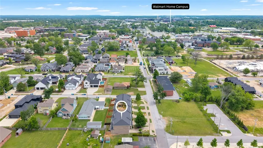 614 SW 5th Street, Bentonville, AR 72712 - #2
