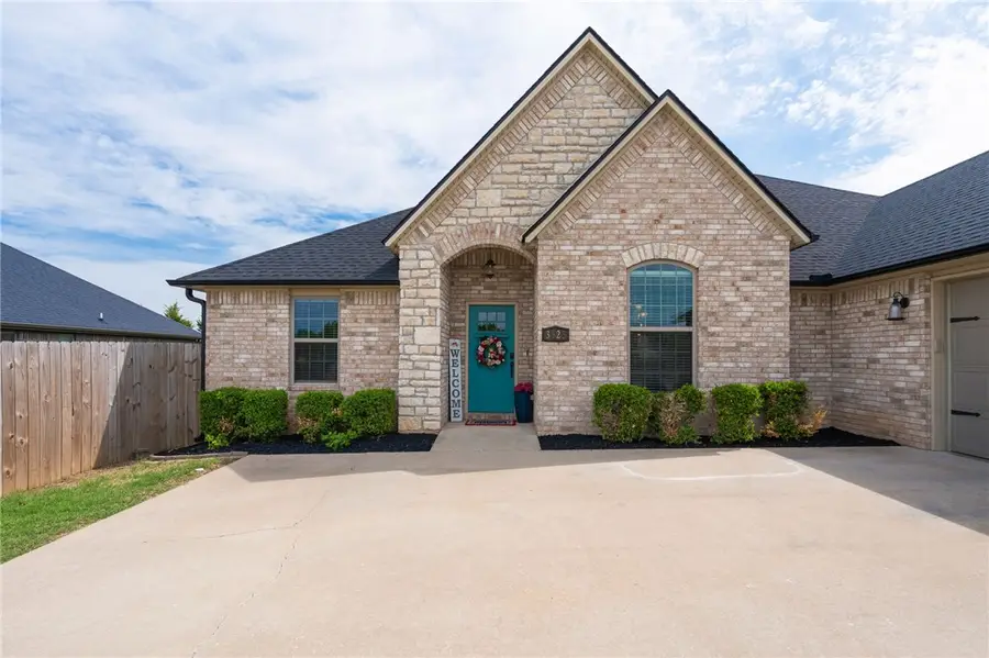 3525 Butterfly Avenue, Springdale, AR 72764 - #3