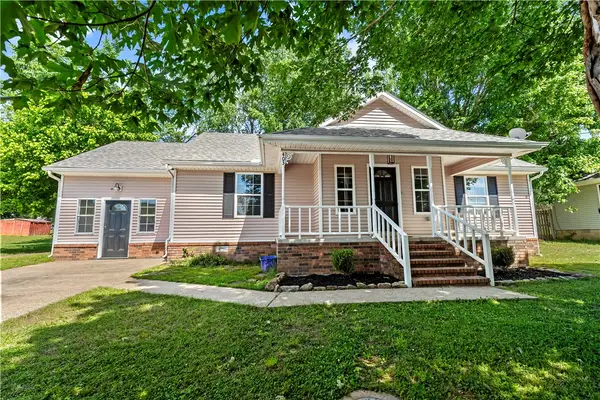 403 Swofford Street, Berryville, AR 72616
