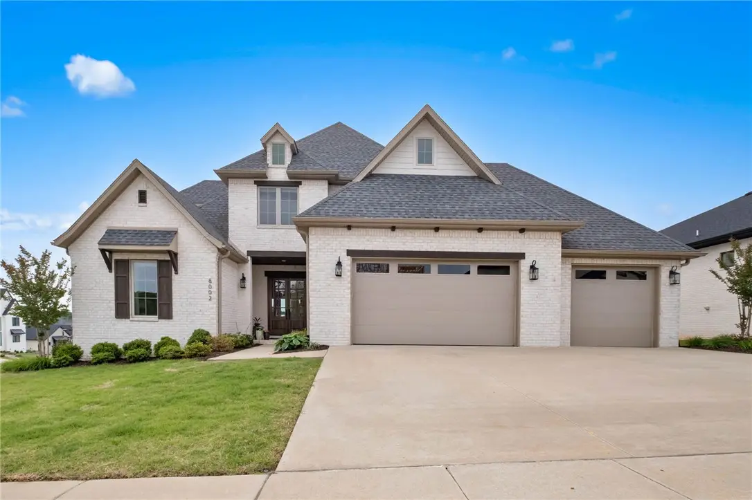 8002 W Dorchester Street, Rogers, AR 72758 - #1