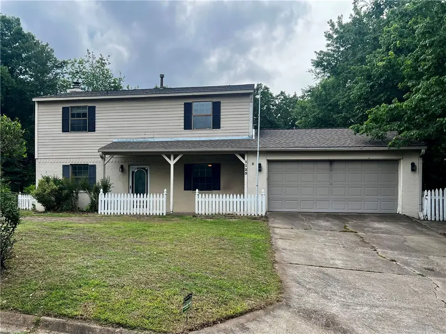 1123 W 19th Terrace, Russellville, AR 72801 - #2