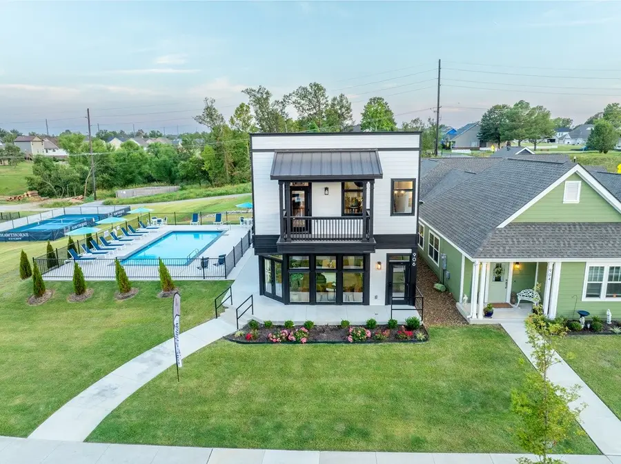 1013 NE Heights Lane, Bentonville, AR 72712 - #3