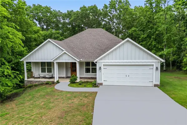 3 Donington Circle, Bella Vista, AR 72714