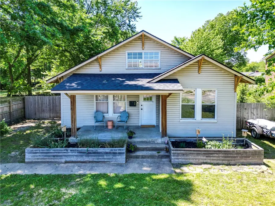 130 Pleasant Street, Springdale, AR 72764 - #2