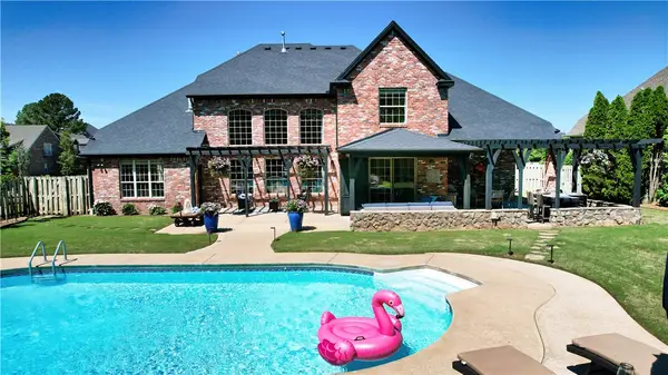 5105 S Osage Creek Road, Rogers, AR 72758