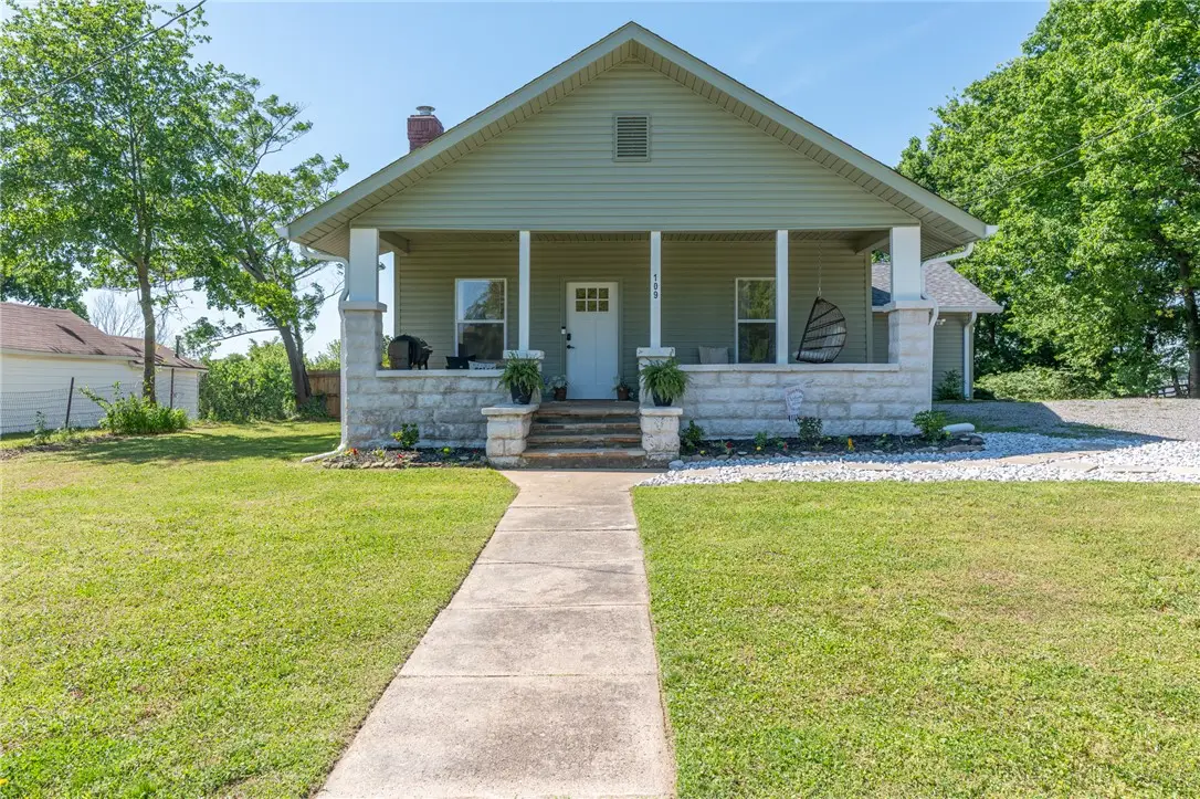 109 W Dorcus Street, Roland, OK 74954 - #1