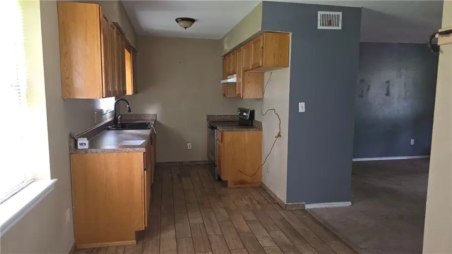 1803 Harkey Street, Paris, AR 72855 - #3