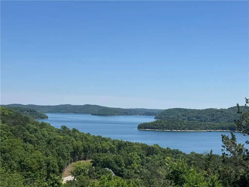 11390 Oak Leaf Circle, Garfield, AR 72732 - #1