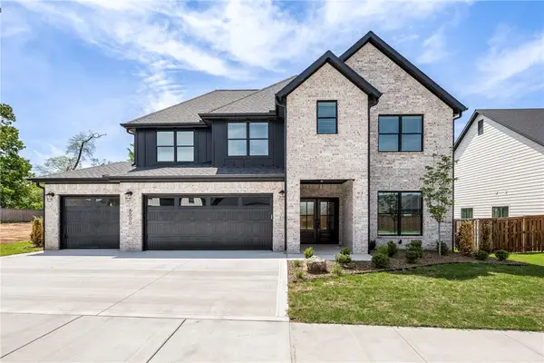 6500 SW Dawning Path Street, Bentonville, AR 72713
